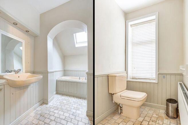 EN SUITE
