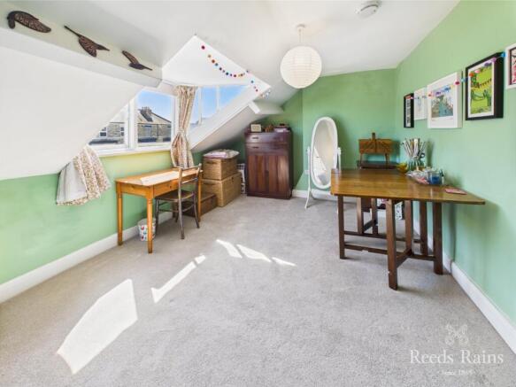 3 bed Terraced for sale Image 11
