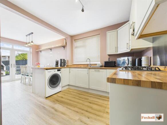 Kitchen/Dining Room