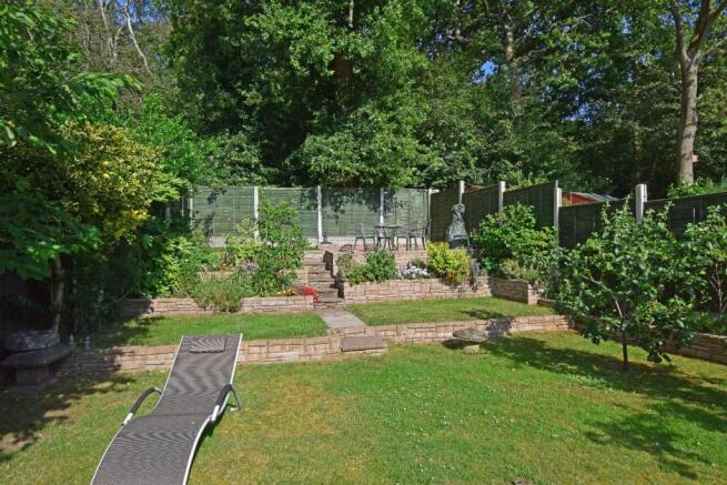 136 Old Birmingham Road, garden mid new.jpg