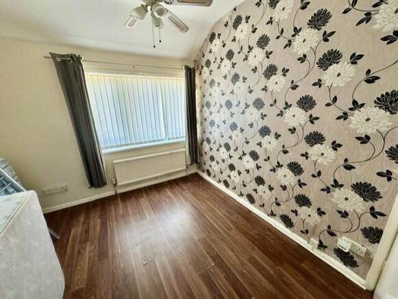 3 bed House to rent Image 6