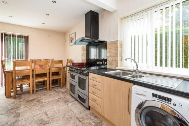 Kitchen / Diner