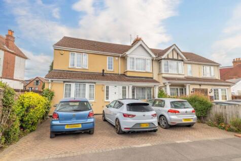 Upton Road, Slough, SL1
