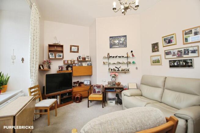 2 bed Apartment for sale Image 4