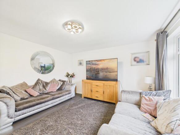 CAM01740G0-PR0467-STILL003