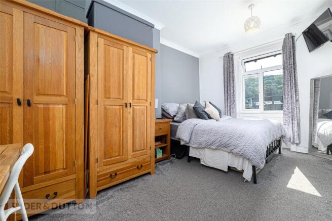 2 bed Terraced for sale Image 11
