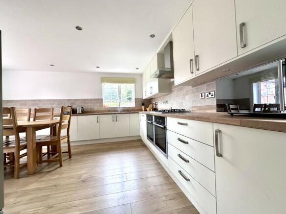 Kitchen 2