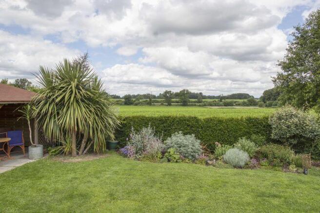 Garden & View