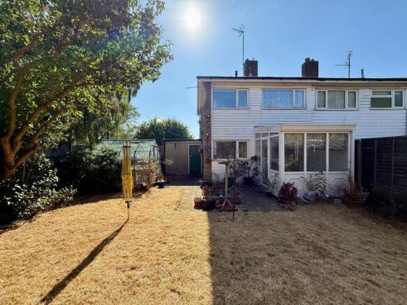 Lakefield Avenue, Toddington, LU5 photo 4