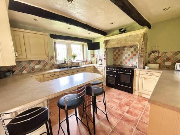 4 bed Barn Conversion for sale Image 6