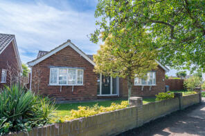 158, Colneis Road, Felixstowe IP11 9LJ