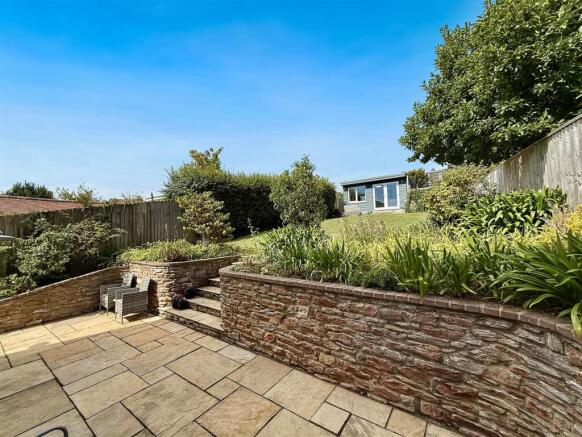Rear Patio.JPG