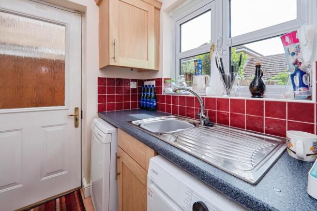 4 bed Detached for sale Image 7
