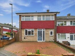 68, Redstart Close, Croydon CR0 0EU