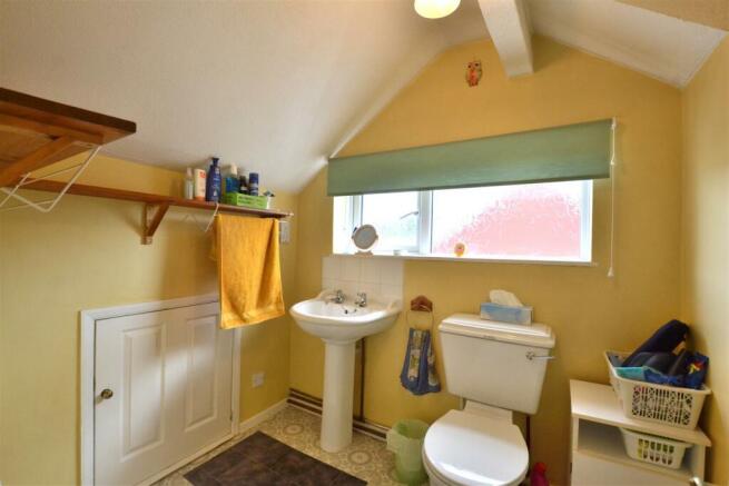 Toilet Room.JPG