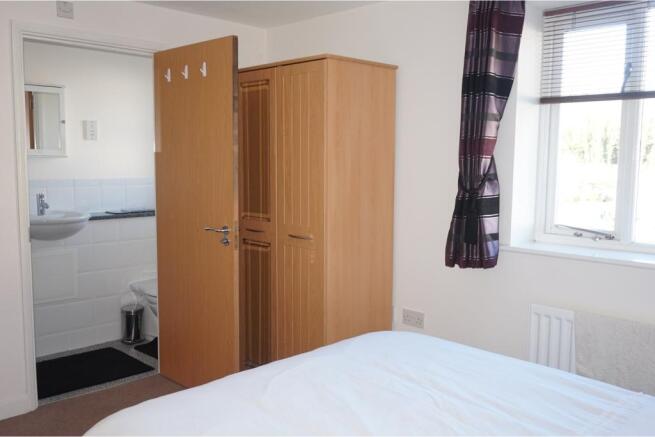 Master En-suite