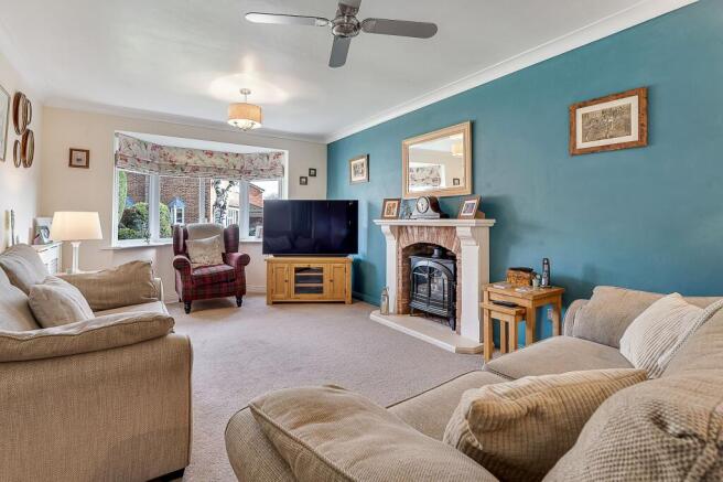 Lounge / Diner / Kitchen