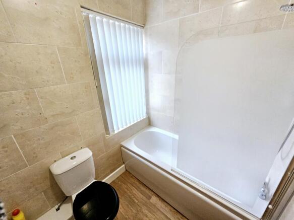 2 bed Terraced for sale Image 7
