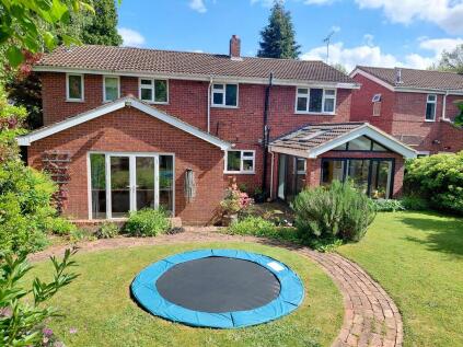 Highland Road, Kenilworth