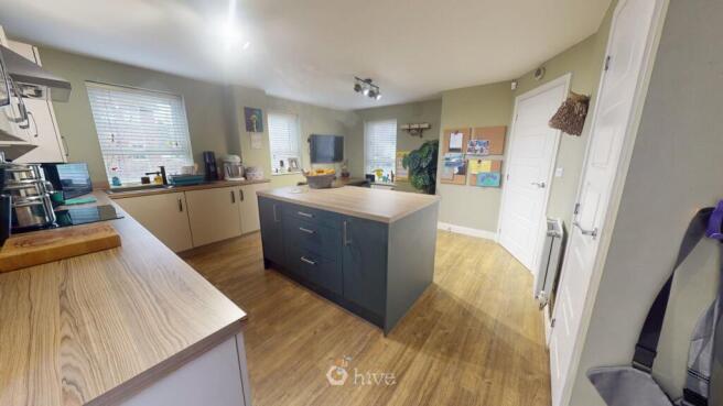 3 bed Detached for sale Image 6