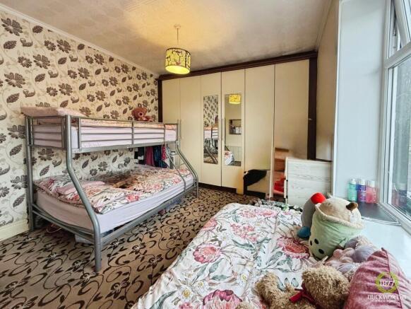 3 bed Terraced for sale Image 7