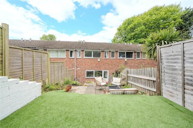 4 bed Town House for sale Image 9