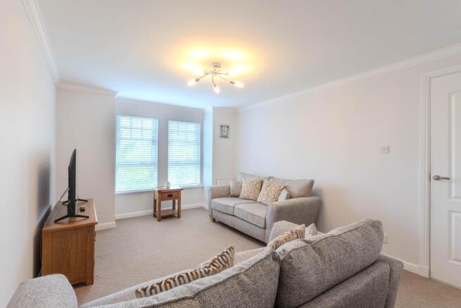 51, Castlefield Court, Millerston, G33 6NN photo 4