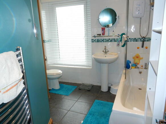 Photo 10