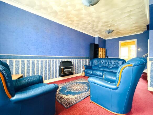 2 bed Semi-Detached for sale Image 2