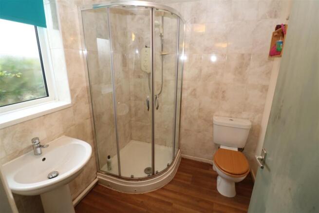 Annex - En-suite Shower Room / WC