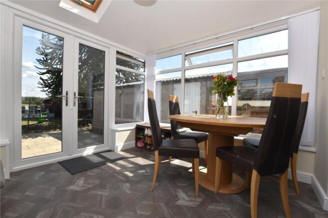 3 bed Semi-Detached for sale Image 4