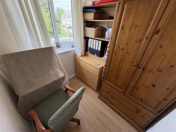 3 bed Semi-Detached for sale Image 11