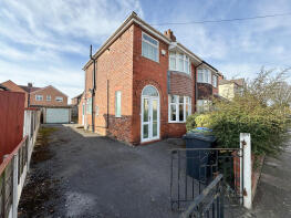 16, Circular Road, Denton M34 6AW