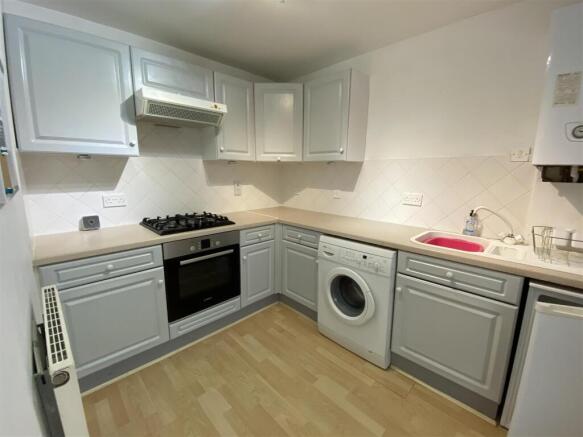 Kitchen: