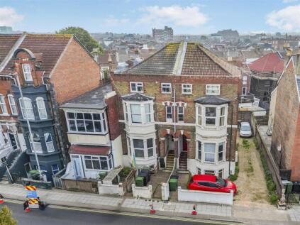 Victoria Road North, Southsea