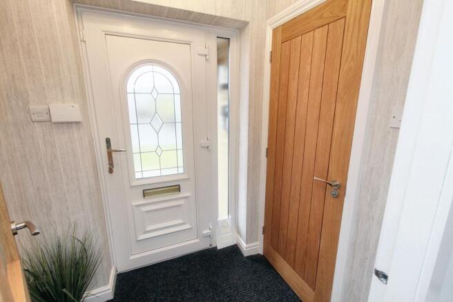 4 bed Detached for sale Image 10
