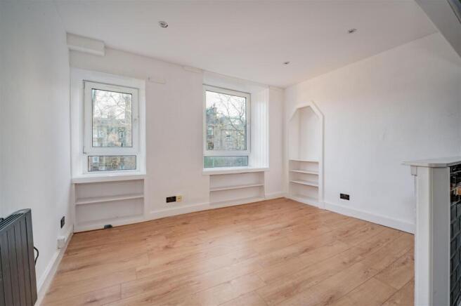 2L 7 Morgan Street Dundee-7.JPG