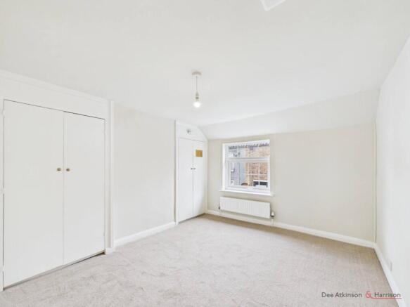 2 bed Terraced for sale Image 10