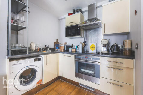 Peckham Grove, LONDON