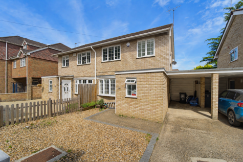 Claremont Road, West Byfleet, KT14