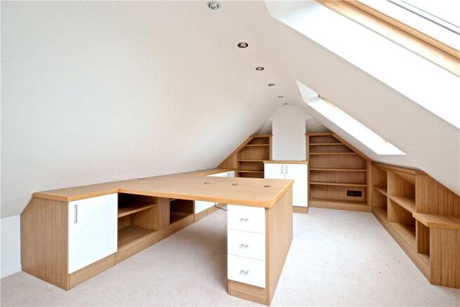 Bedroom/Office