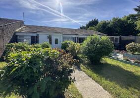 6, Barley Close, Dover CT15 5LD