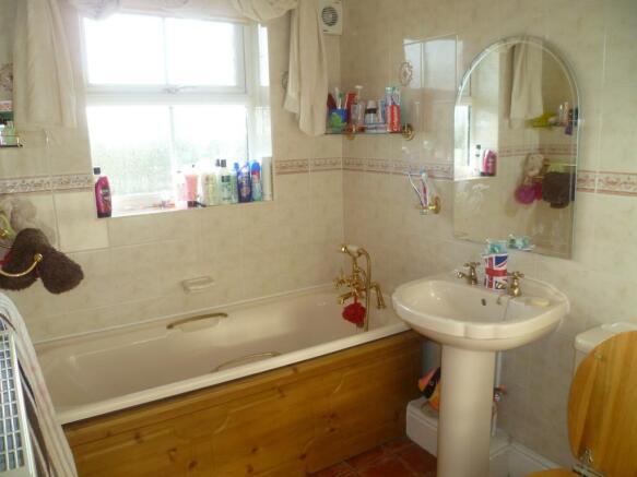 Photo 11