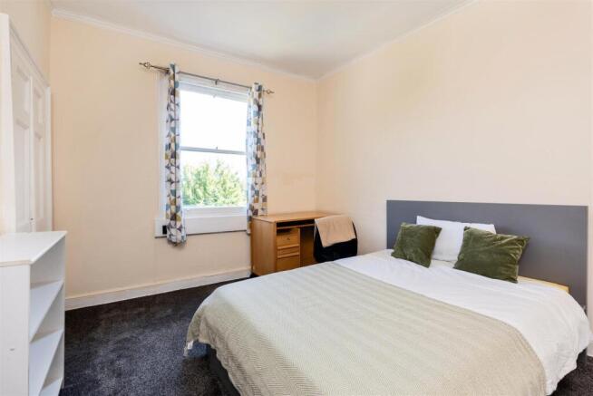 Second Floor Flat, 6 Bathwick Street-6.jpg