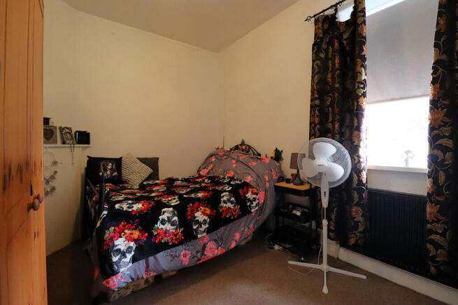 3 bed Terraced for sale Image 7