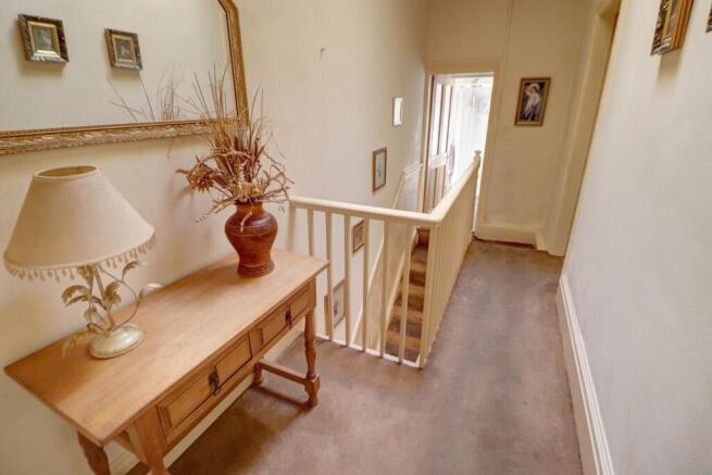 3 bed Terraced for sale Image 11