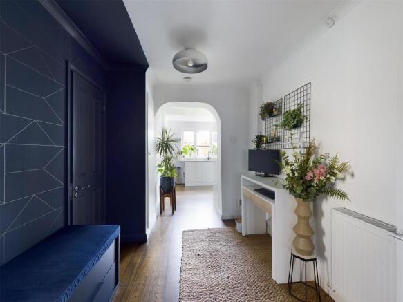 Hallway 3.jpg