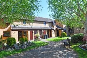 Flat 8, 30 Charlwood, Wetherby Road, Harrogate HG2 7SZ