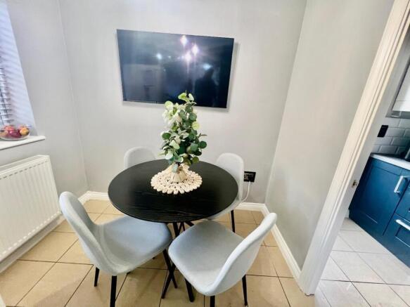 Breakfast Room