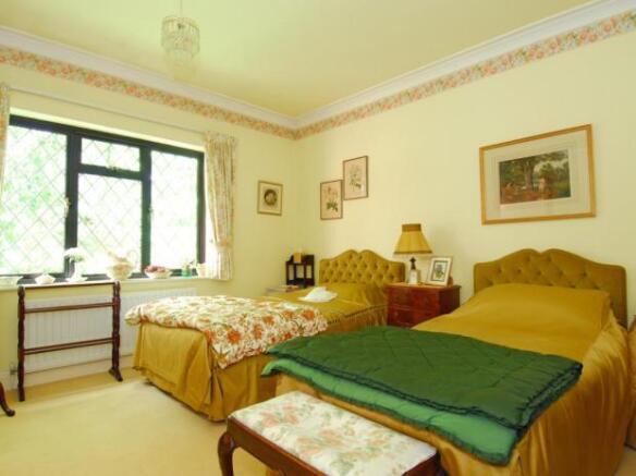Photo 9
